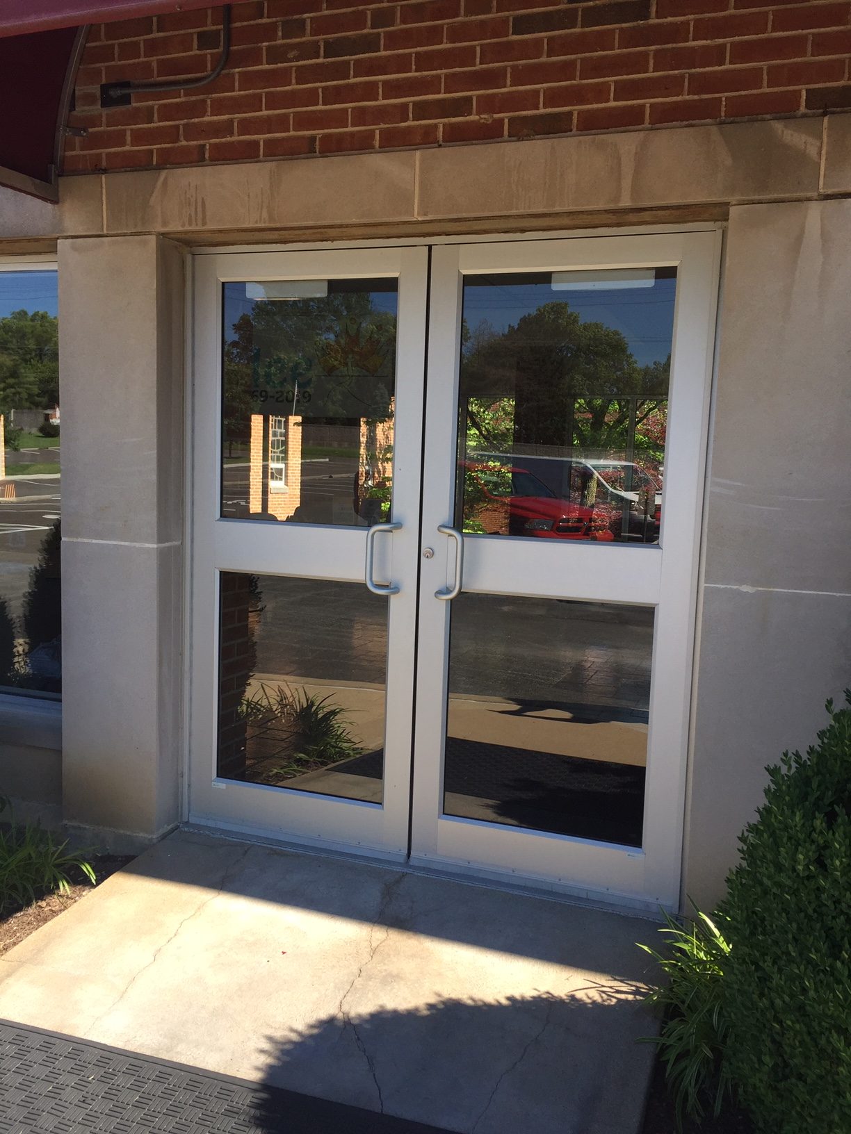 Commercial Door Servicing St Louis MO Thornton Door LLC